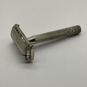 Vintage 1952 Gillette Opening Safety Razor X 3 - Reg US Pat Off Made in USA
